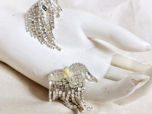 Load image into Gallery viewer, Vintage Fringe Ear Clip