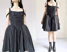 Load image into Gallery viewer, Vintage Taffeta Gothic Princess Dress