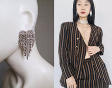 Load image into Gallery viewer, Vintage Fringe Ear Clip
