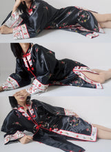 Load image into Gallery viewer, Vintage Qing Dynasty Duster