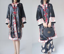 Load image into Gallery viewer, Vintage Qing Dynasty Duster