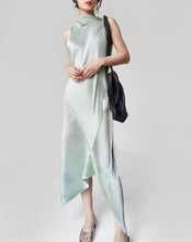 Load image into Gallery viewer, Vintage Emerald Silk Patched Futuristic Dress