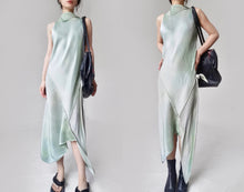 Load image into Gallery viewer, Vintage Emerald Silk Patched Futuristic Dress
