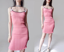 Load image into Gallery viewer, Vintage Prink Pleated dress