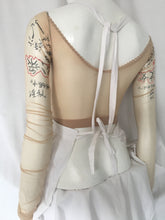 Load image into Gallery viewer, Vintage Torn Top