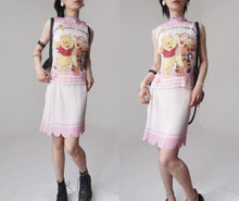 Load image into Gallery viewer, Vintage Winnie The Pooh Pleated dress
