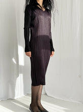 Load image into Gallery viewer, Issey Miyake Pleats Please Black Dress
