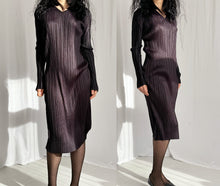 Load image into Gallery viewer, Issey Miyake Pleats Please Black Dress
