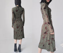Load image into Gallery viewer, Vintage Crush Velvet Dress

