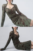 Load image into Gallery viewer, Vintage Crush Velvet Dress
