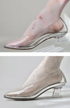 Load image into Gallery viewer, Vintage Cinderella Clear Low Heel Pump Shoes
