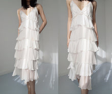Load image into Gallery viewer, Vintage Silk Bridal White Layering Cake FLowy Dress
