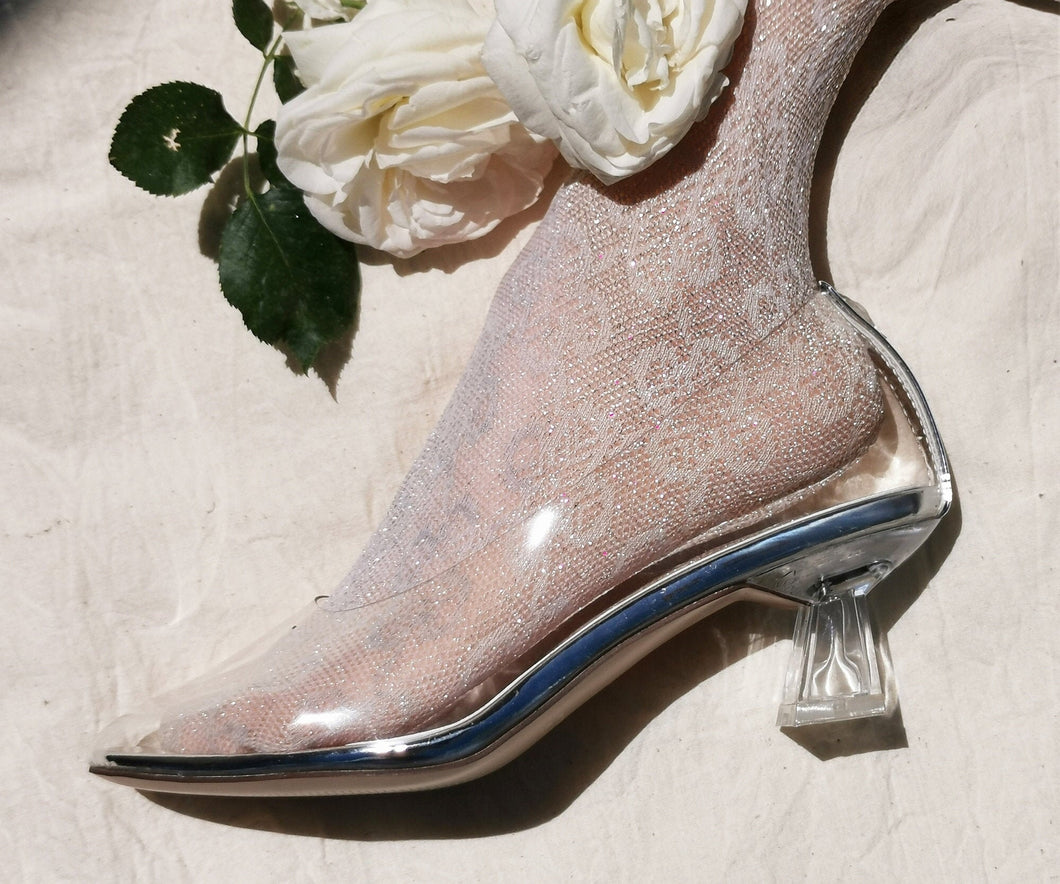 Vintage Cinderella Clear Low Heel Pump Shoes