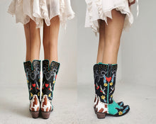 Load image into Gallery viewer, Vintage Green Cowboy Western Boots
