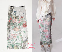 Load image into Gallery viewer, Vintage  Floral Skirt
