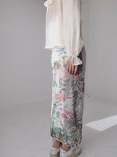 Load image into Gallery viewer, Vintage  Floral Skirt
