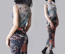 Load image into Gallery viewer, Vintage Issey Miyake Artist Print Pleated dress

